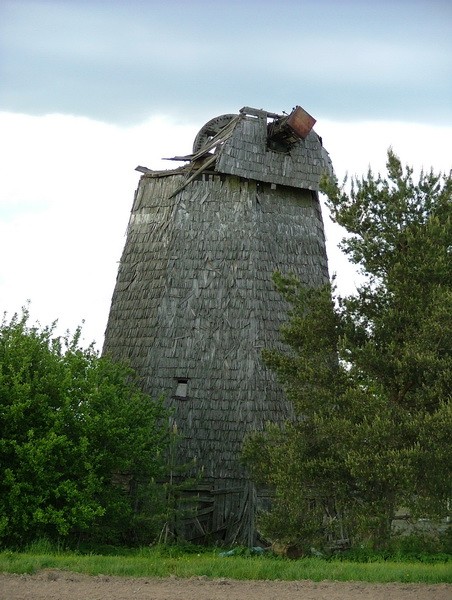 Fail:Puhja (Koni) tuuleveski.jpg