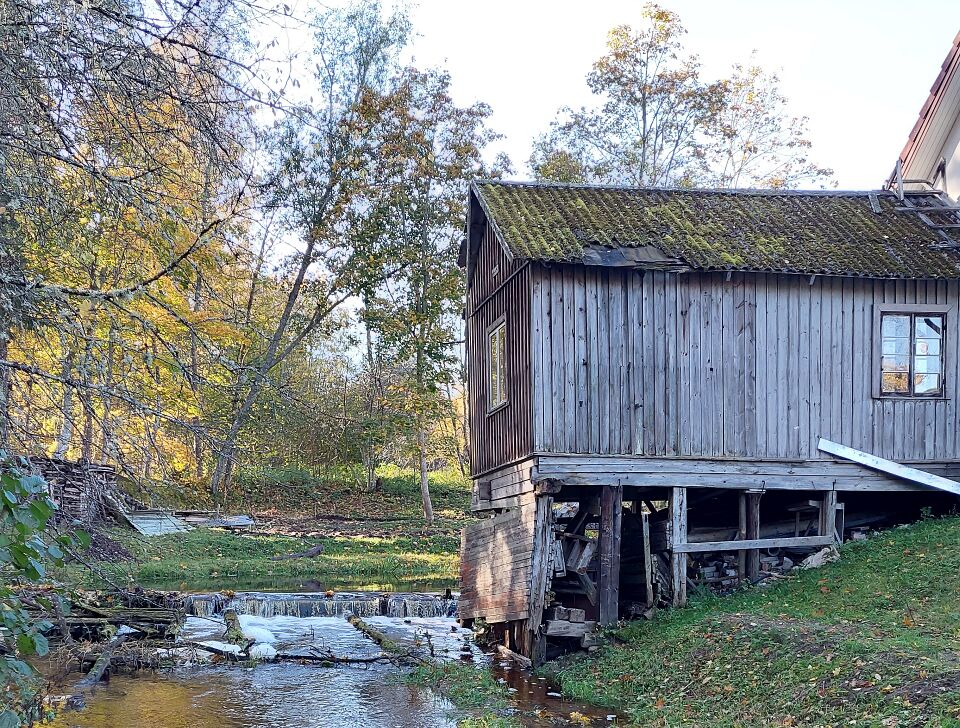 Paisu ja turbiinihoone detailid. Fail:VosuHejPaisuDetSm.jpg